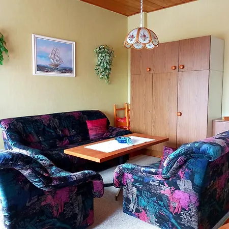 Anna Vendeghaz Хевиз