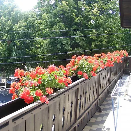 Anna Vendeghaz Апартаменты Хевиз